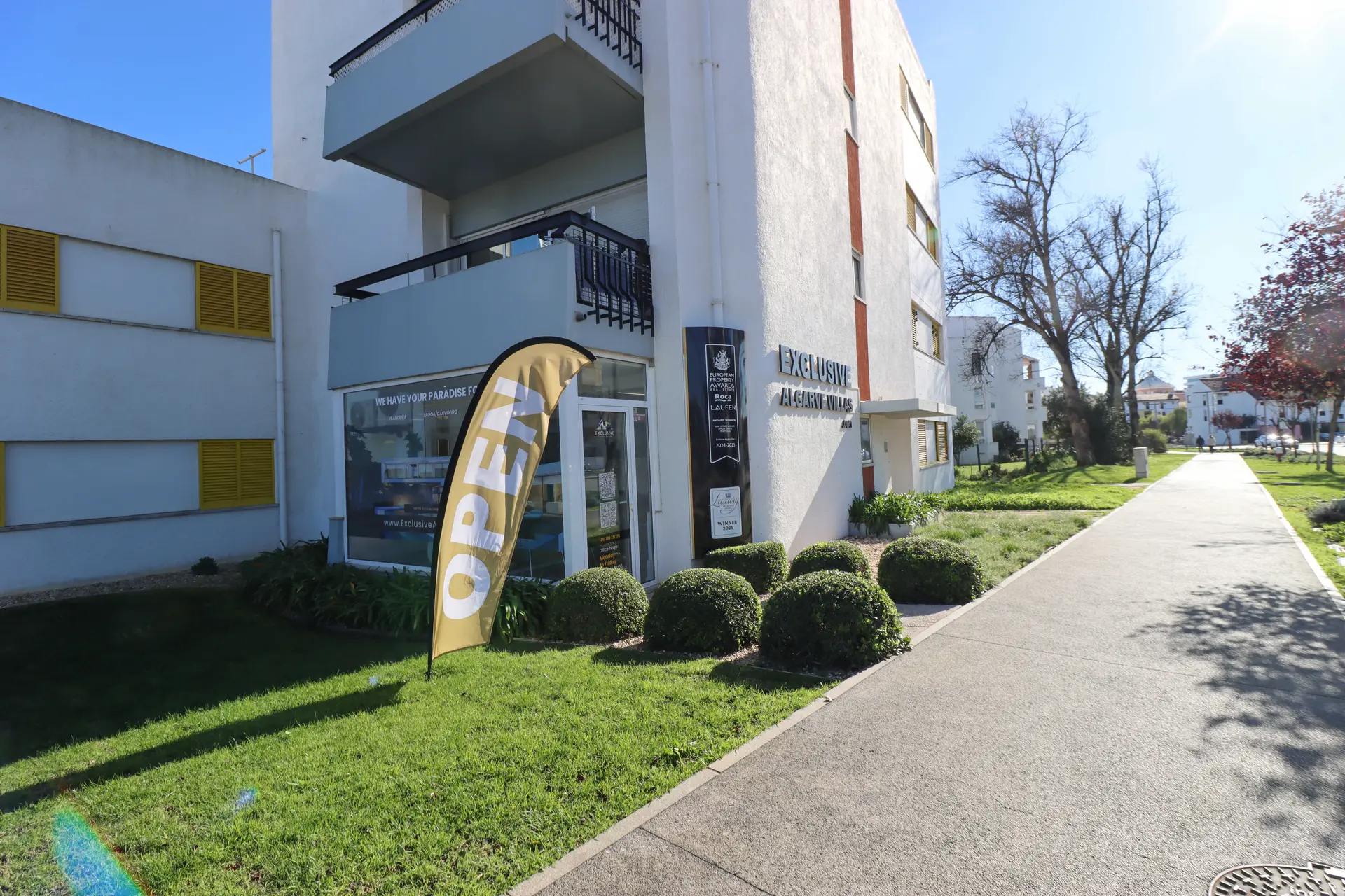 Exclusive Algarve Villas Vilamoura Office Image 3