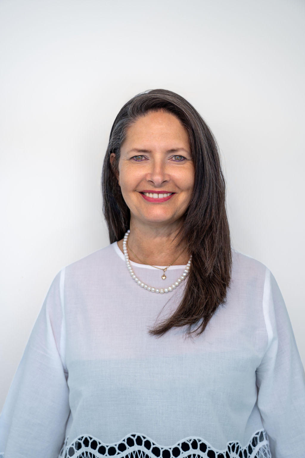 Portrait of Melissa Oliveira