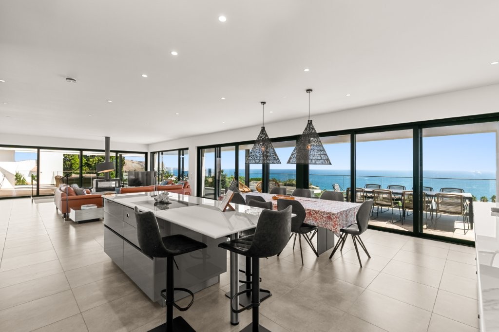 Villa with stunning sea views and walking distance to beach and centre, for sale Praia da Luz, Lagos, Algarve