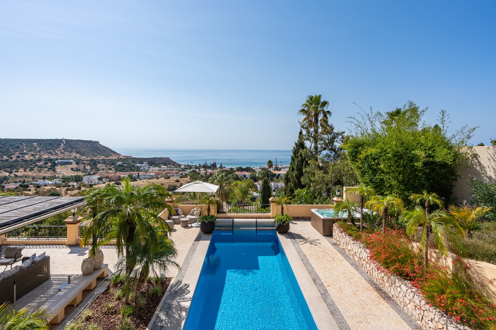 EAV-4067 4 bedroom Villa for sale with Breathtaking Ocean and Village Views in Praia da Luz, Algarve