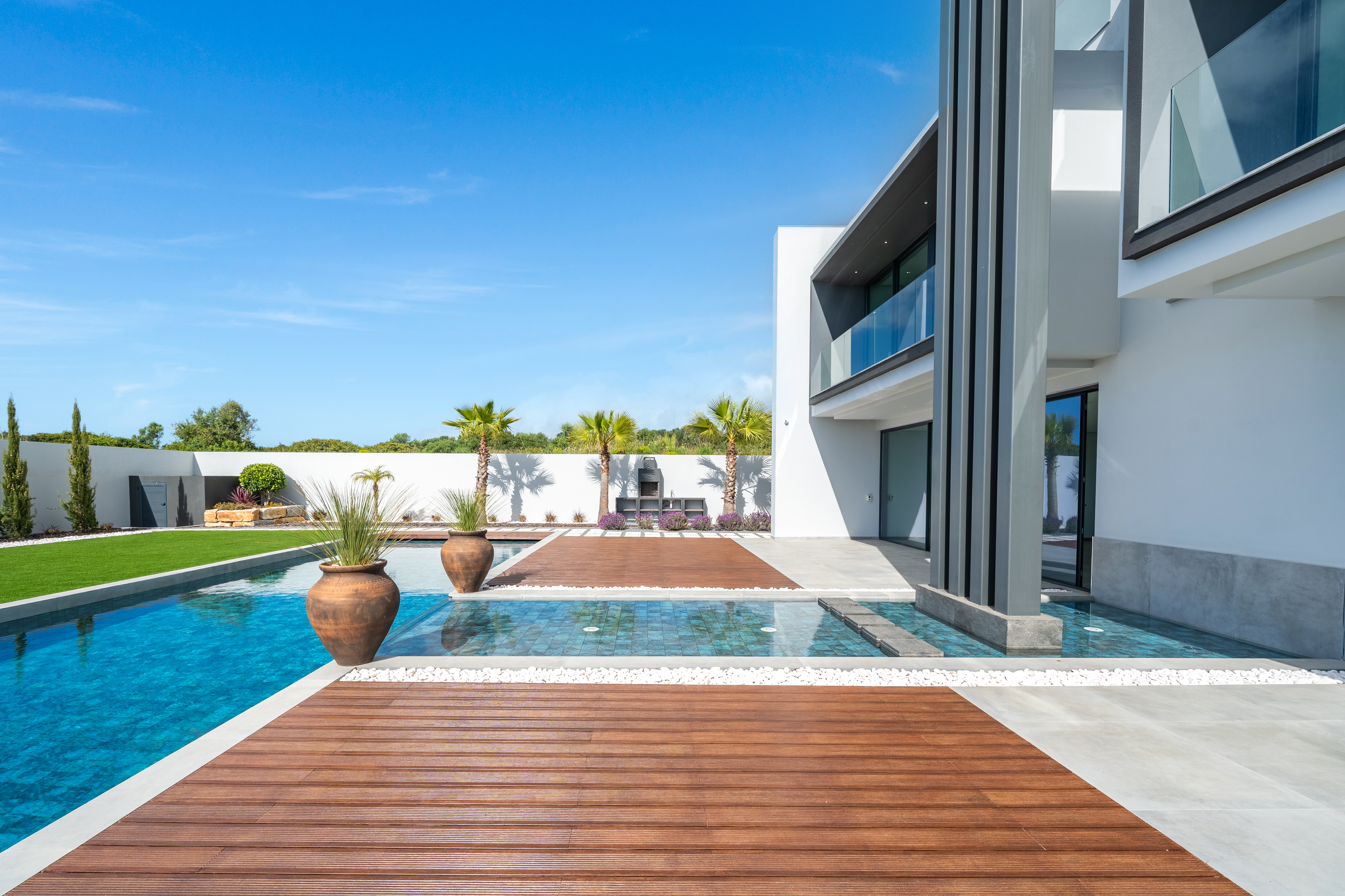 Modern Luxury Villa with Sea Views for sale in Porto de Mós, Lagos